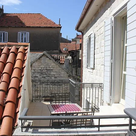 Marul 4* Σπλιτ