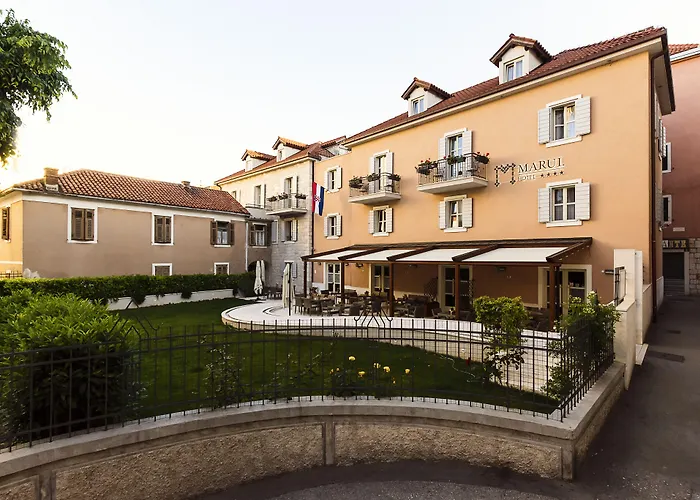 Marul Hotell